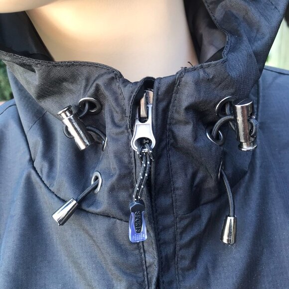 Especially made from MILITARY GRADE SOFT SHELL FABRIC! - Picture 3 of 7